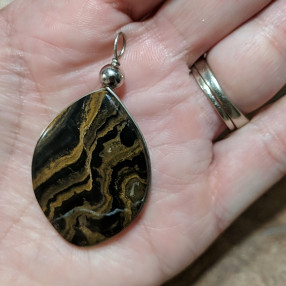 Pendant - Picture 3 of 4